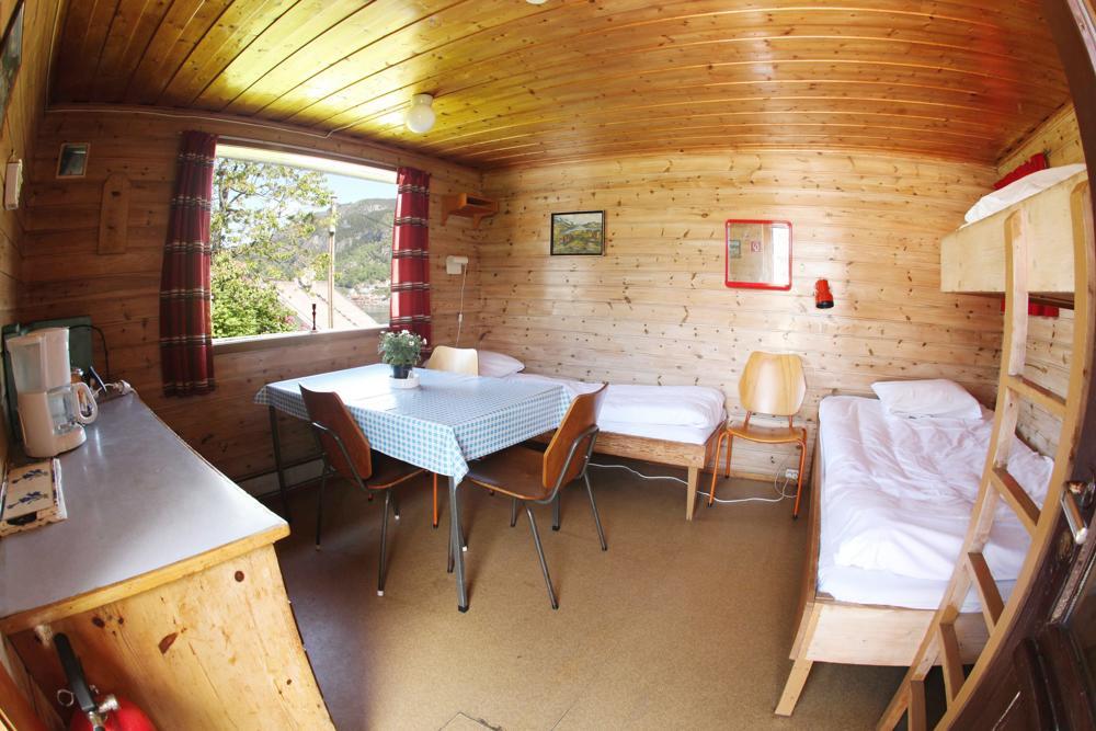 Hjelmeland Hostel Nokling エクステリア 写真
